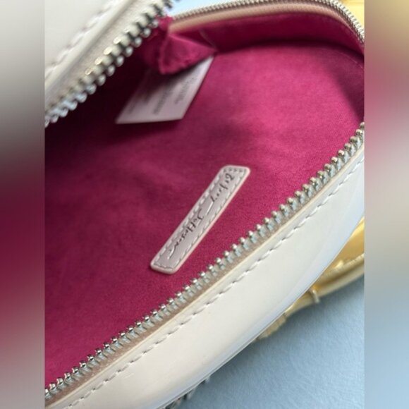 🆕 BETSEY JOHNSON 🧿 NWOT Bone-Jour Sugar Skull Crossbody Bag, White & Rainbow - Picture 10 of 13